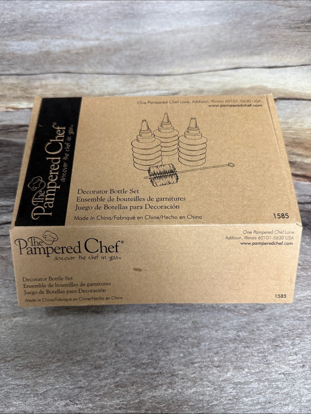 Pampered Chef Decorator Bottle Set